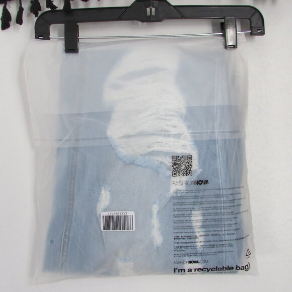 Summer Fling Destroyed Foldover Baggy Jean || Light Wash - Picture 6 of 6